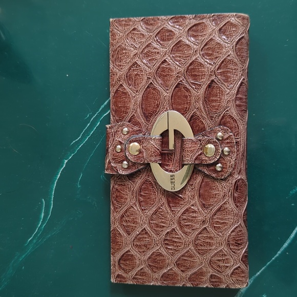 ❣5 for $25 Sale❣Vintage Guess Faux Leather Snakeskin Clutch Wallet - Picture 8 of 9